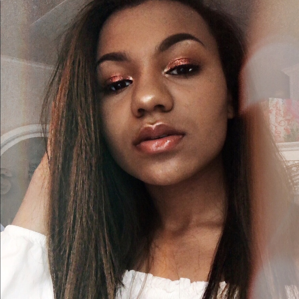 Meet your Posher, Sole